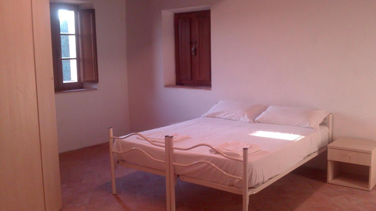Hostal Badia Altopascio Exteriör bild