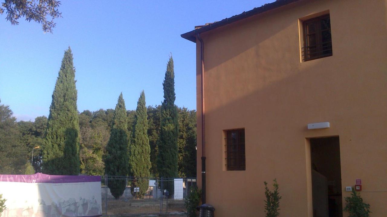 Hostal Badia Altopascio Exteriör bild